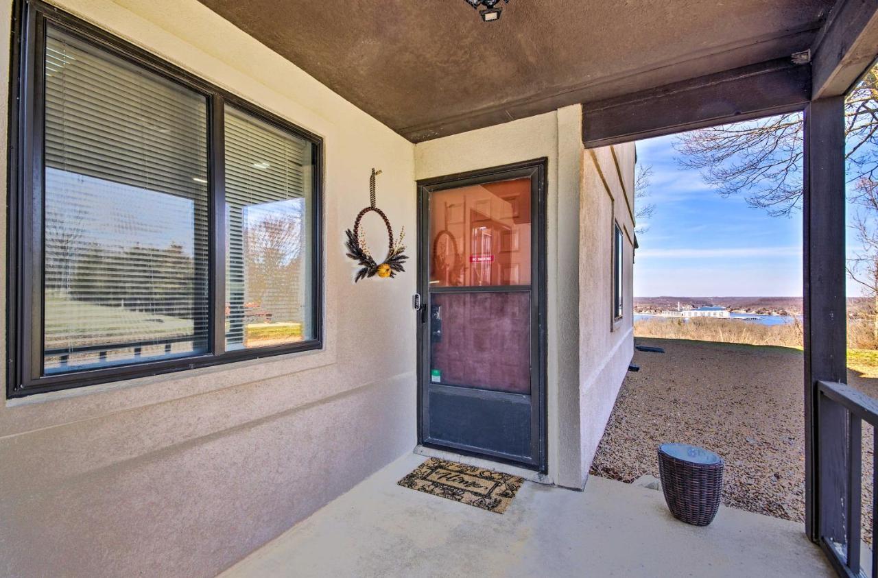 Ozarks Vacation Rental Condo With Lake View! Exterior photo